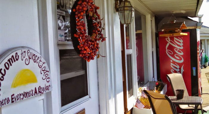 Sunset Lodge (Sunset Motel) - From Website (newer photo)